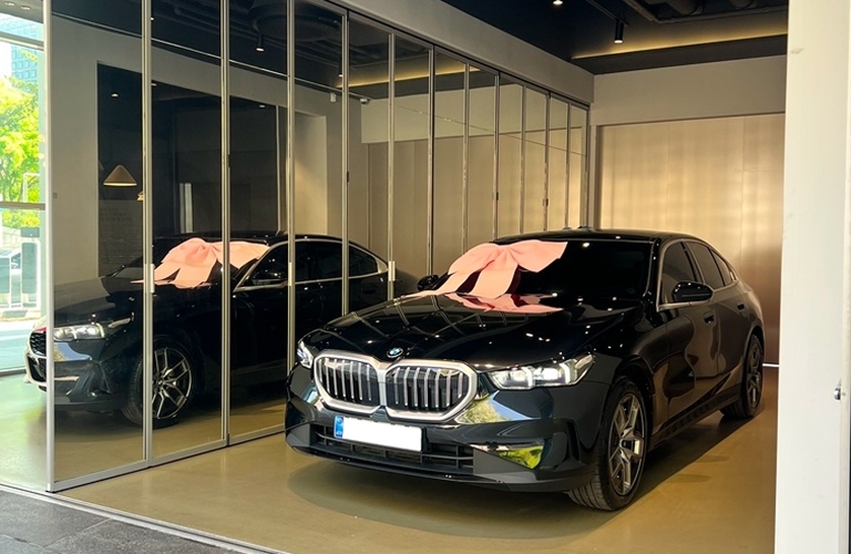 BMW 520I
