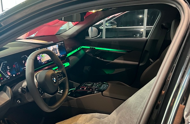 BMW 520I