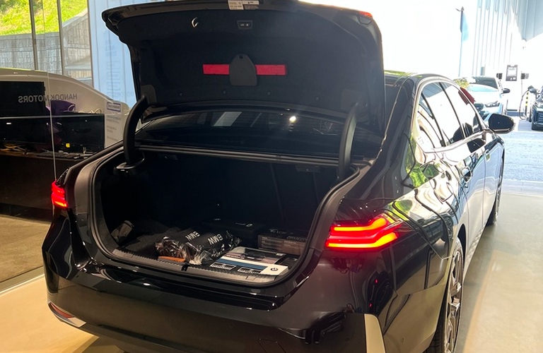 BMW 520I